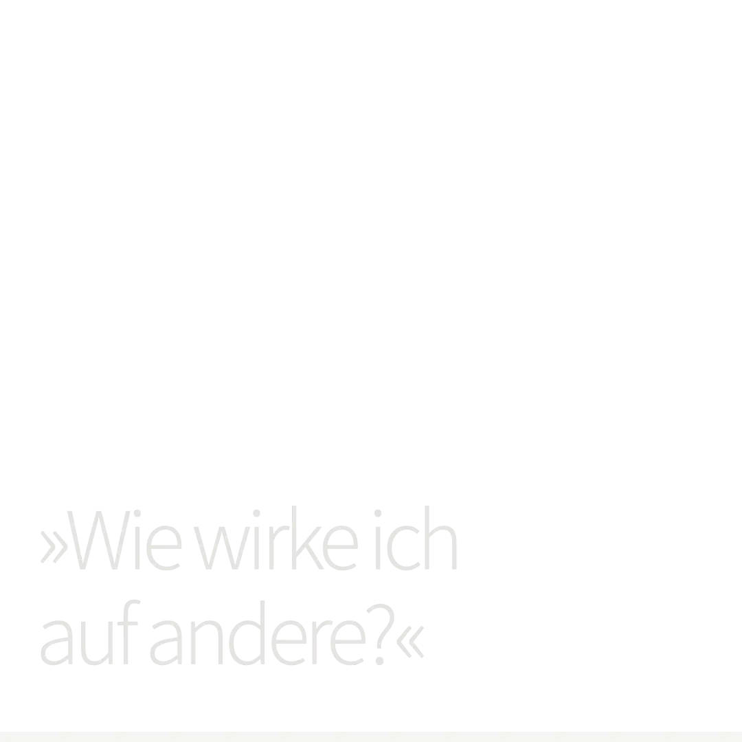 DR. Anton VESPER ist als Kommunikationstrainer auch Trainer für Präsentationen und Vorträge. Beispiel: Wie wirke ich auf andere?