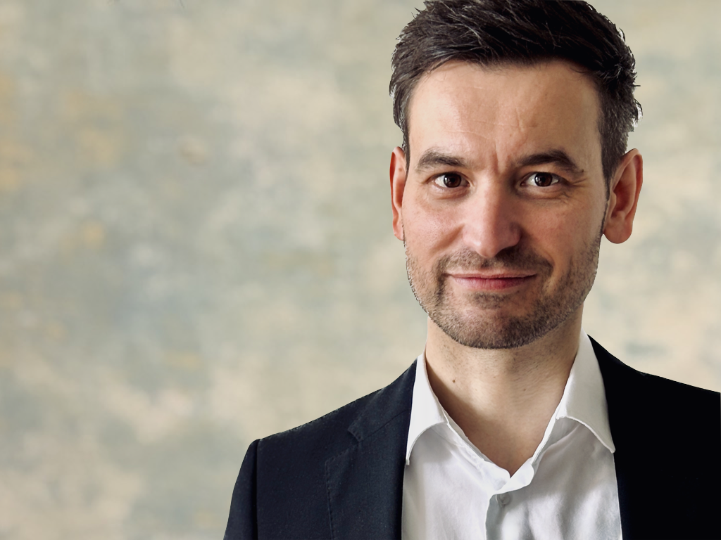 DR. Anton VESPER: Kommunikationstrainer. Mit Strategie, Optimismus, Stimmigkeit und Empathie.
